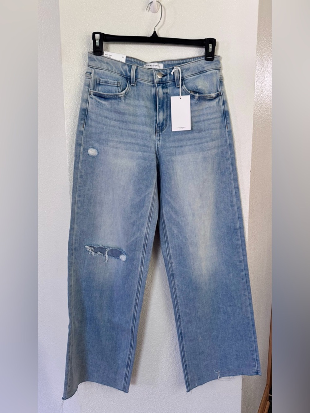 Flying Monkey High Rise Wide Leg Distressed Jeans Light Wash Size 30 NWT